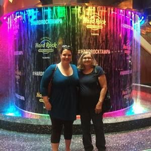 Meet your Posher, Julianna